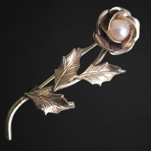 Signed Vintage Brooch Rose and Leaves with…
